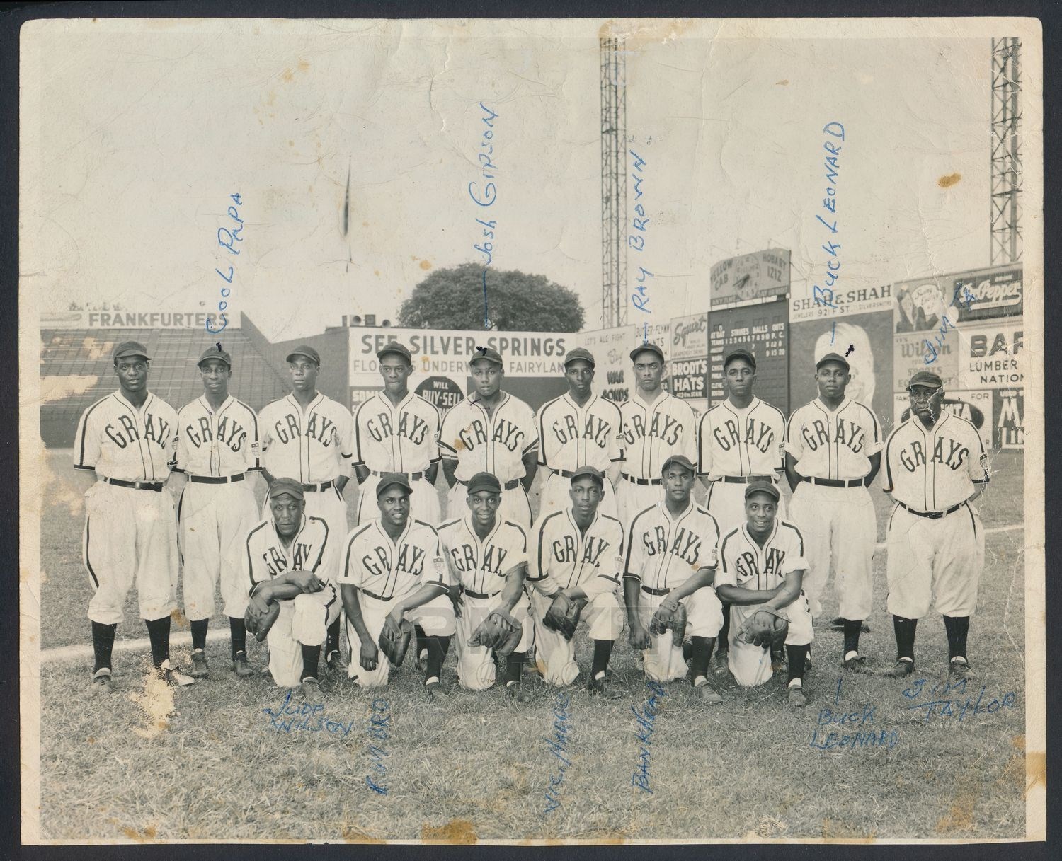 1943 Homestead Grays team photo — Cool Papa Bell, Josh Gibson, Ray Brown, Buck Leonard identified